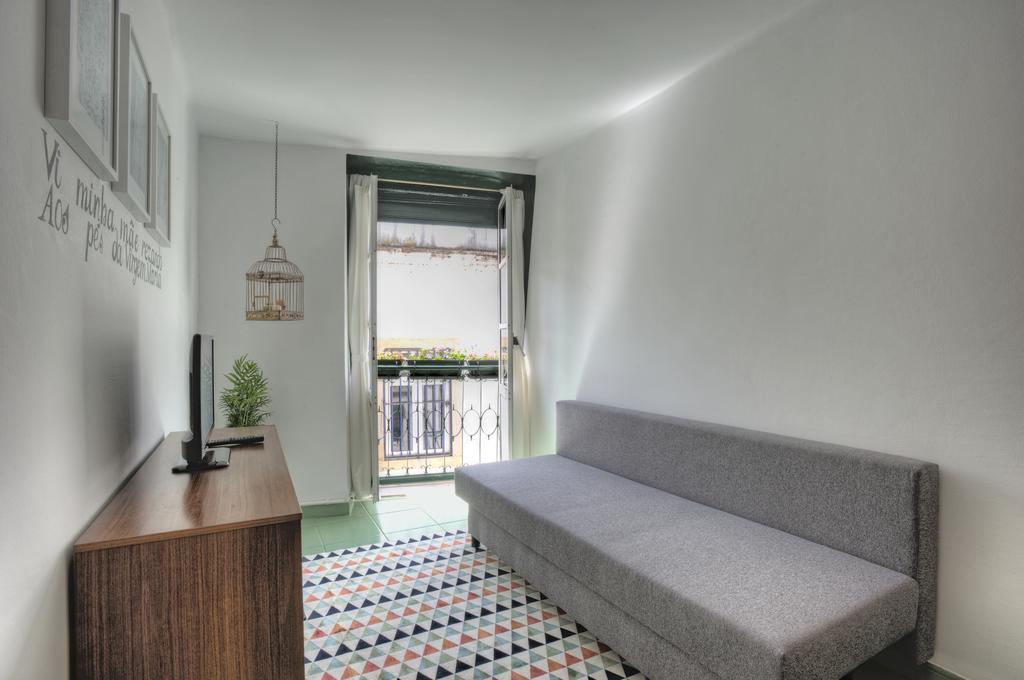 Stay Local In Alfama! Alice Central Home, Near River Lisboa Exterior foto